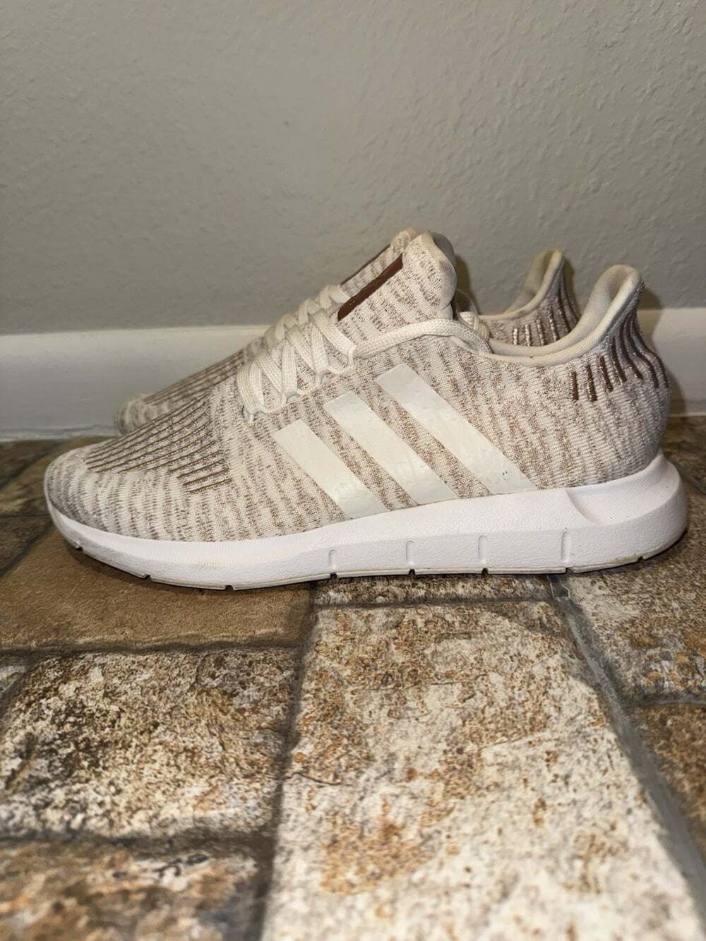 adidas Women’s Swift Run White Copper Metallic Size 10.5 - Code EG7983